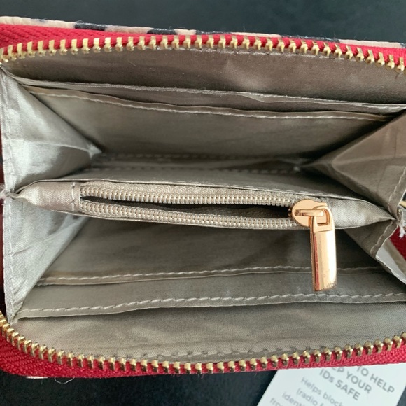 Chico’s small Animal printed wallet - Picture 3 of 5